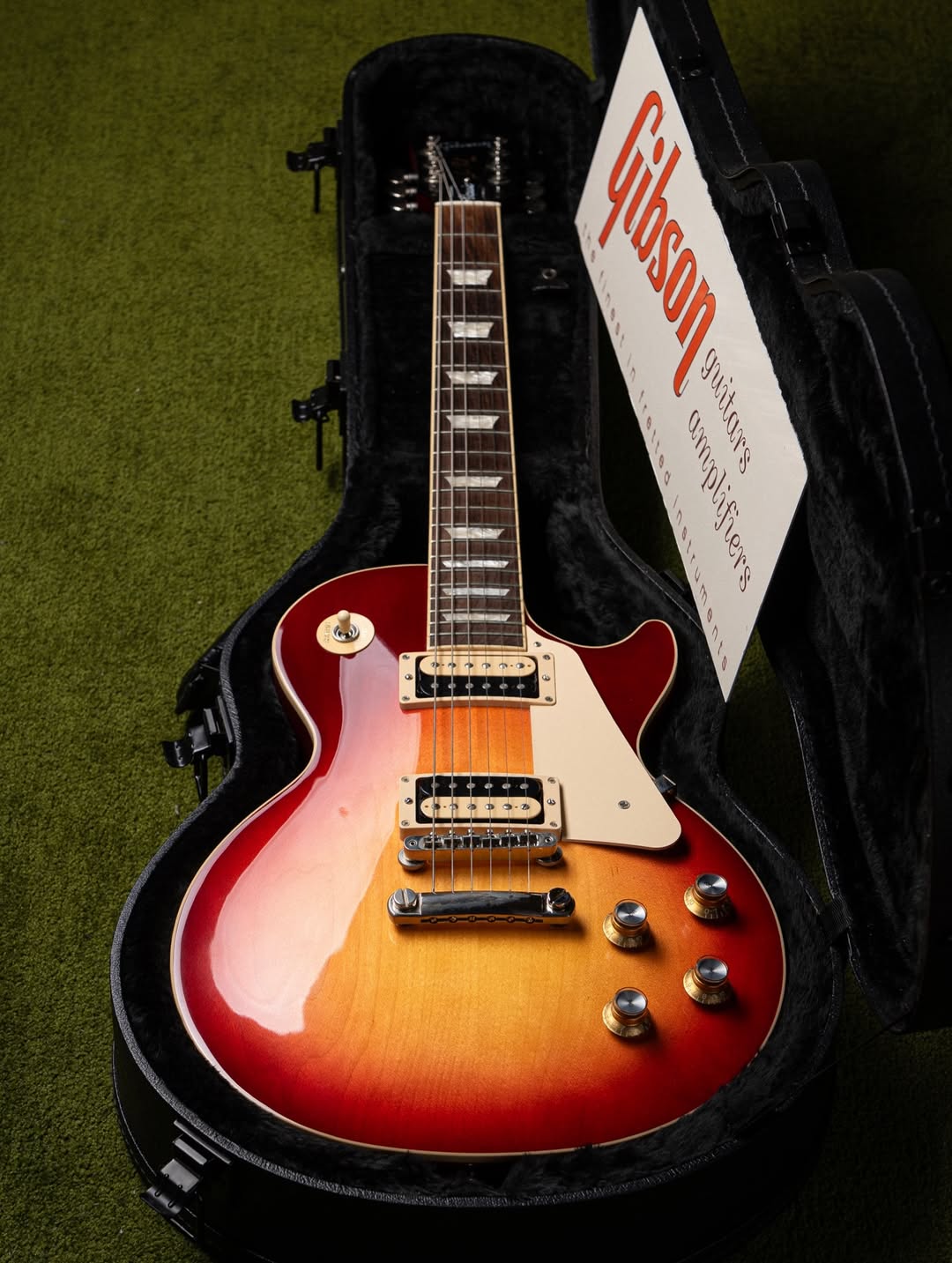 Gibson Les Paul Classic Sunburst