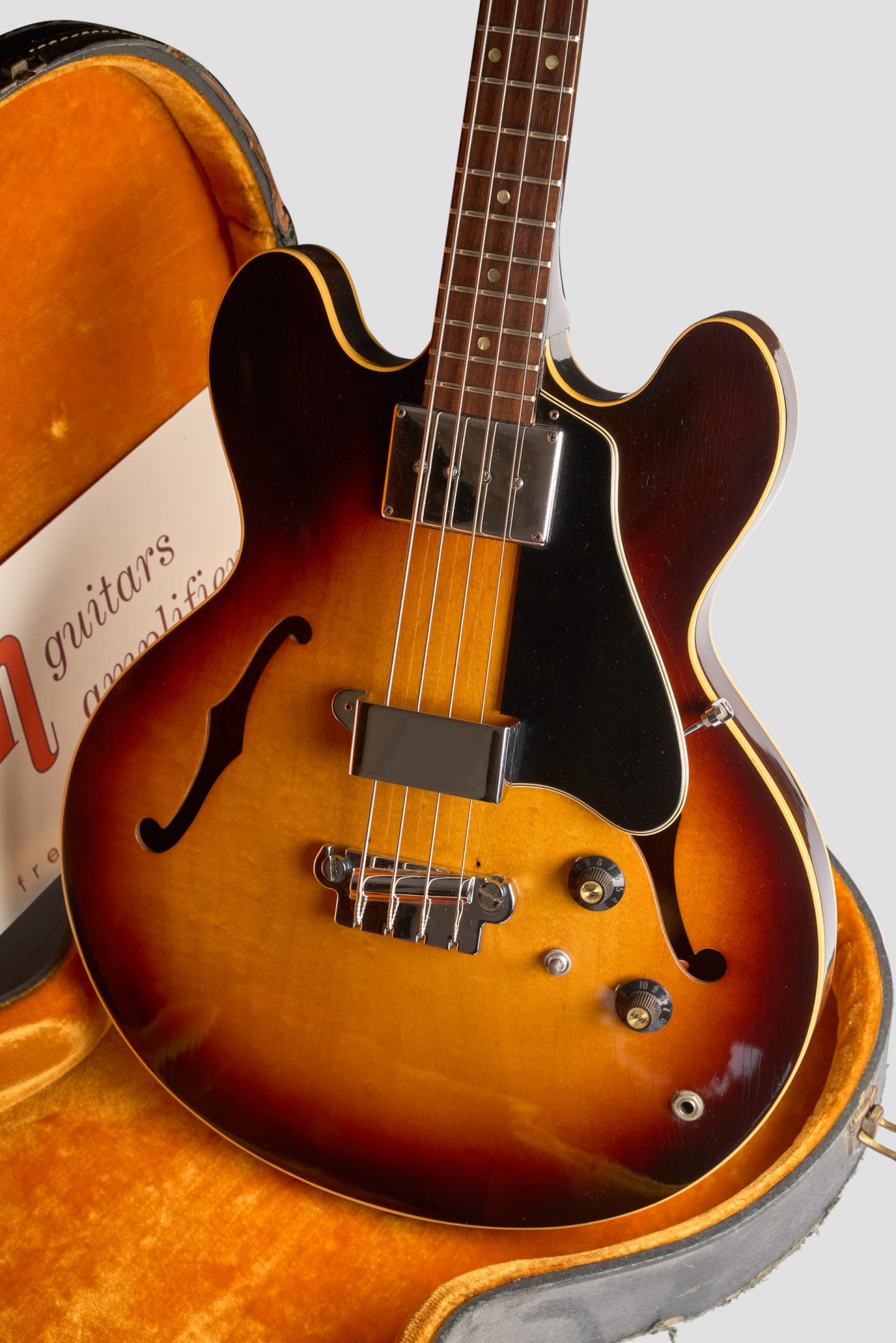 Gibson Eb2 Sunburst