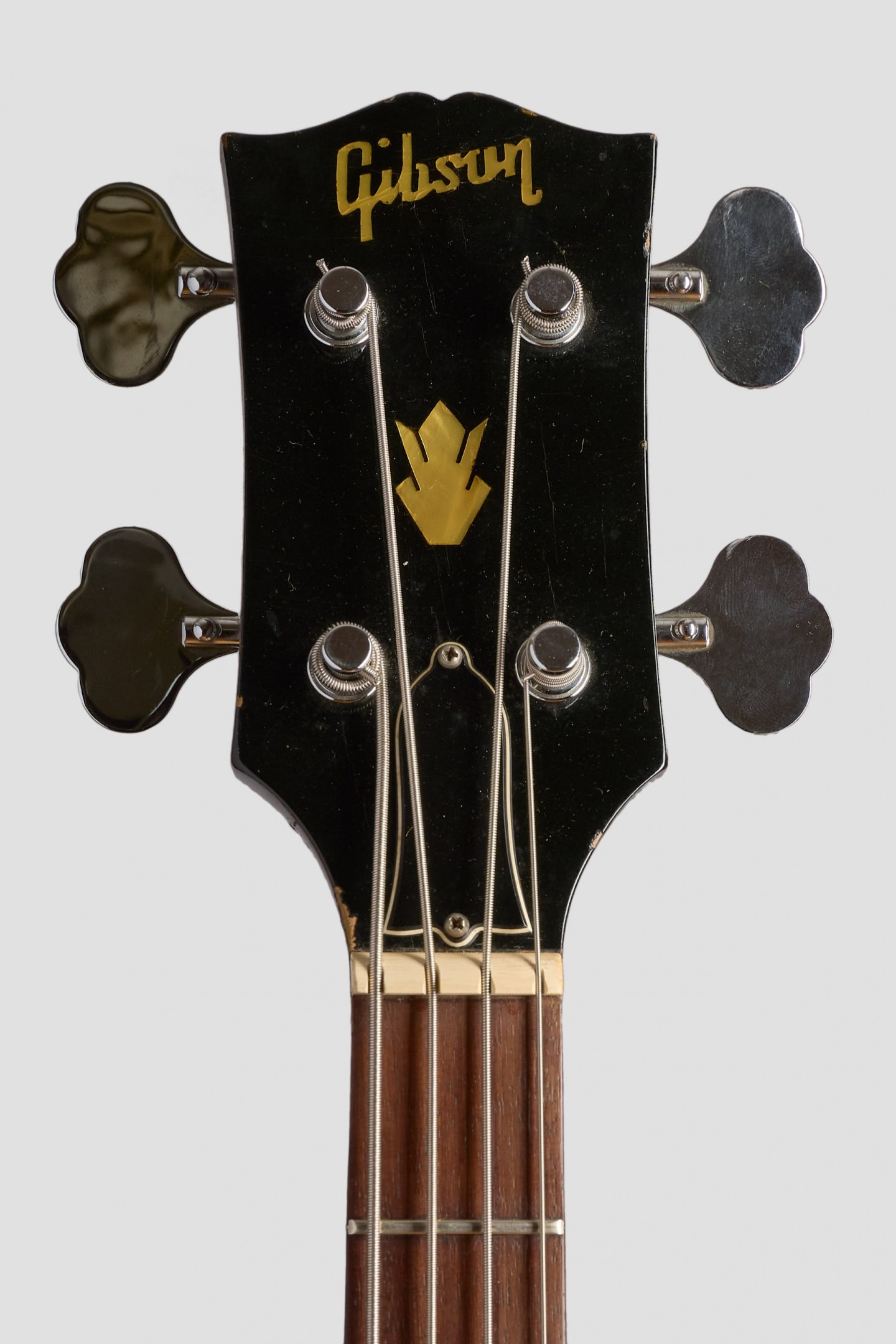 Gibson Eb2 Sunburst