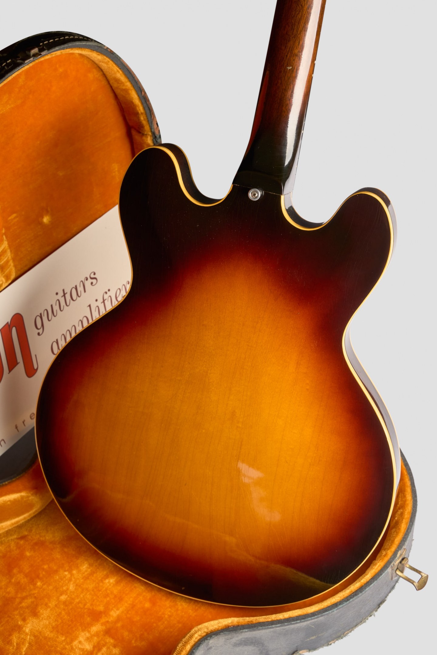 Gibson Eb2 Sunburst