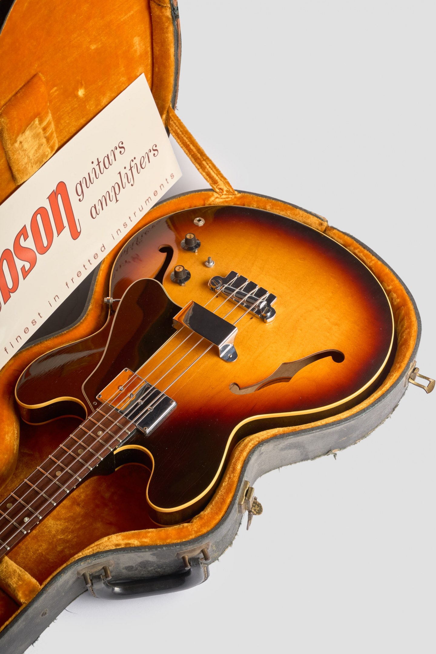 Gibson Eb2 Sunburst