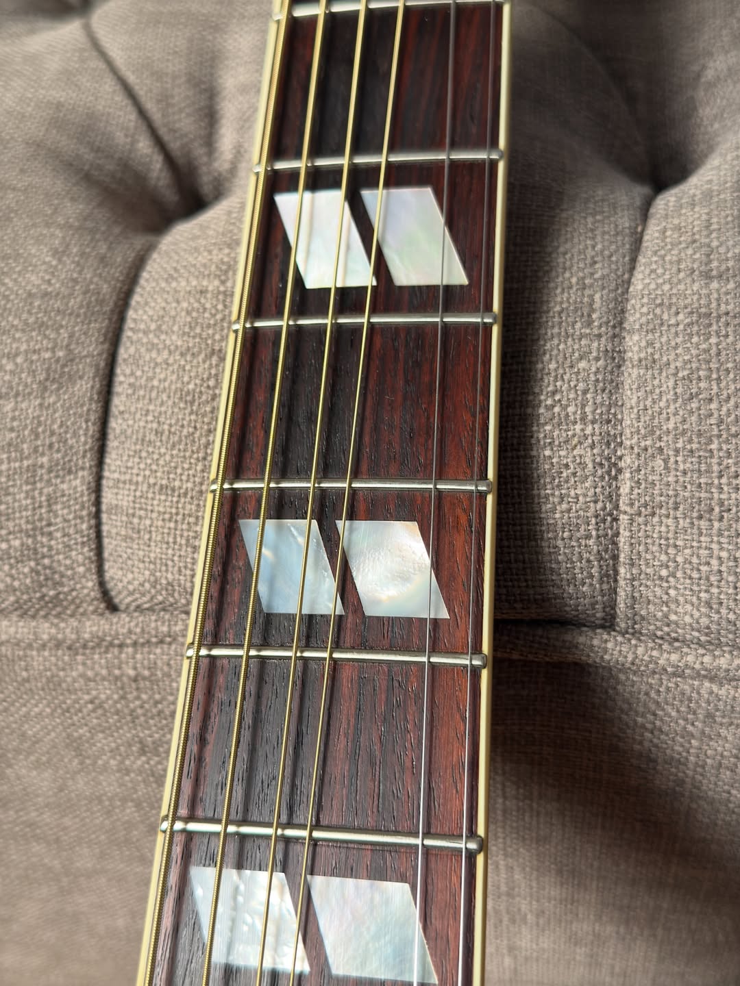 Gibson Hummingbird Standard