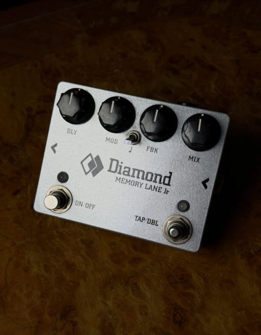 DIAMOND MEMORY LANE JR