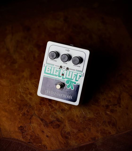 ELECTRO HARMONIX BIG MUFF TONE WICKER