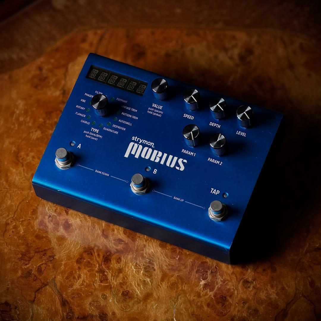 Strymon MOBIUS