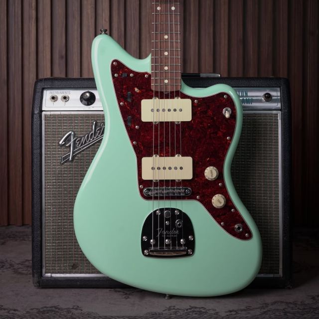 Fender Vintera ’60s Jazzmaster Modified