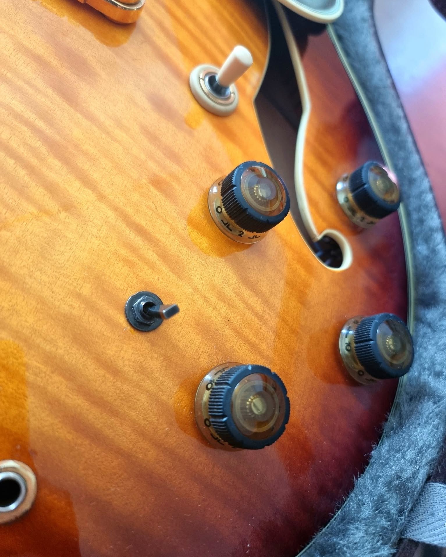 Ibanez AS200