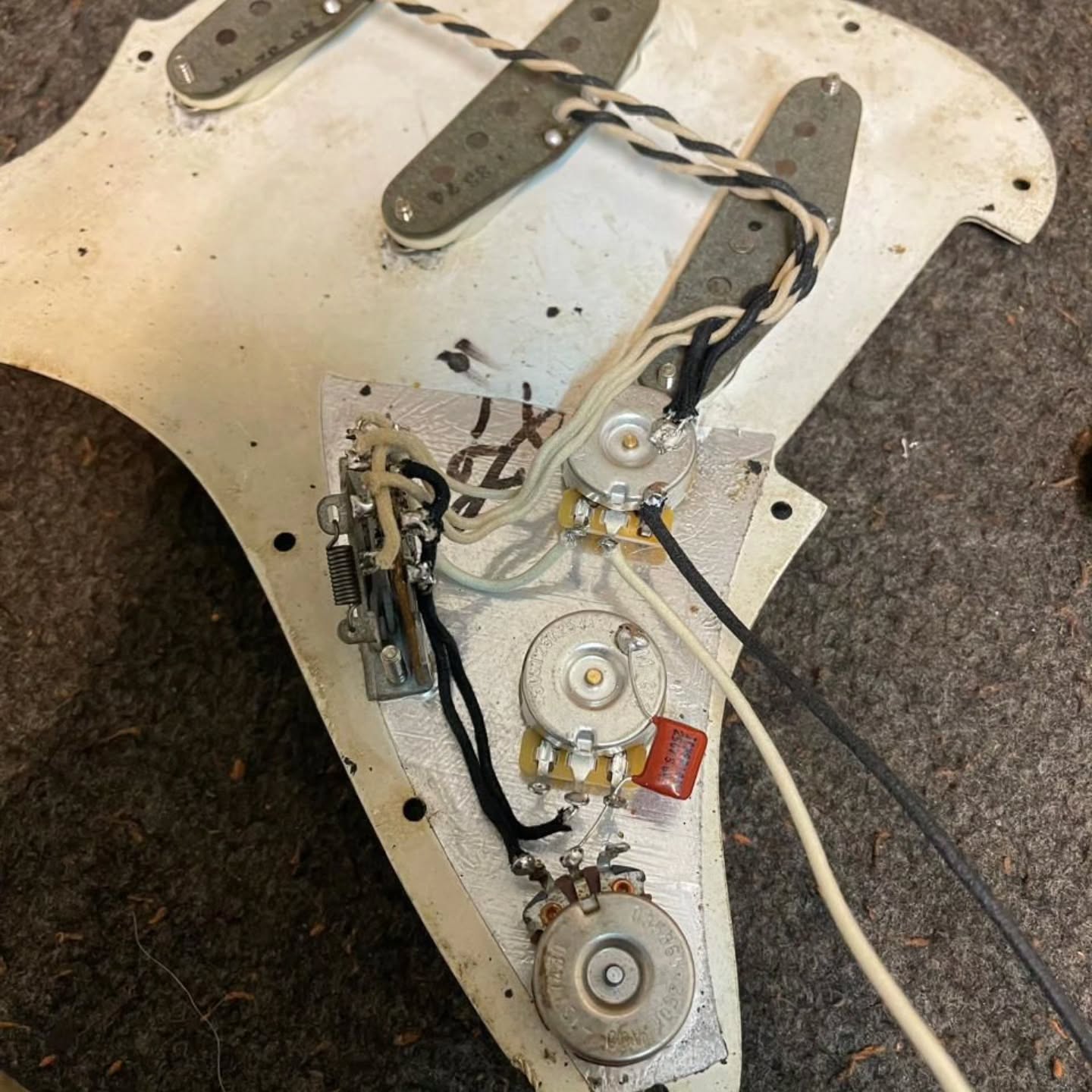 Fender Stratocaster