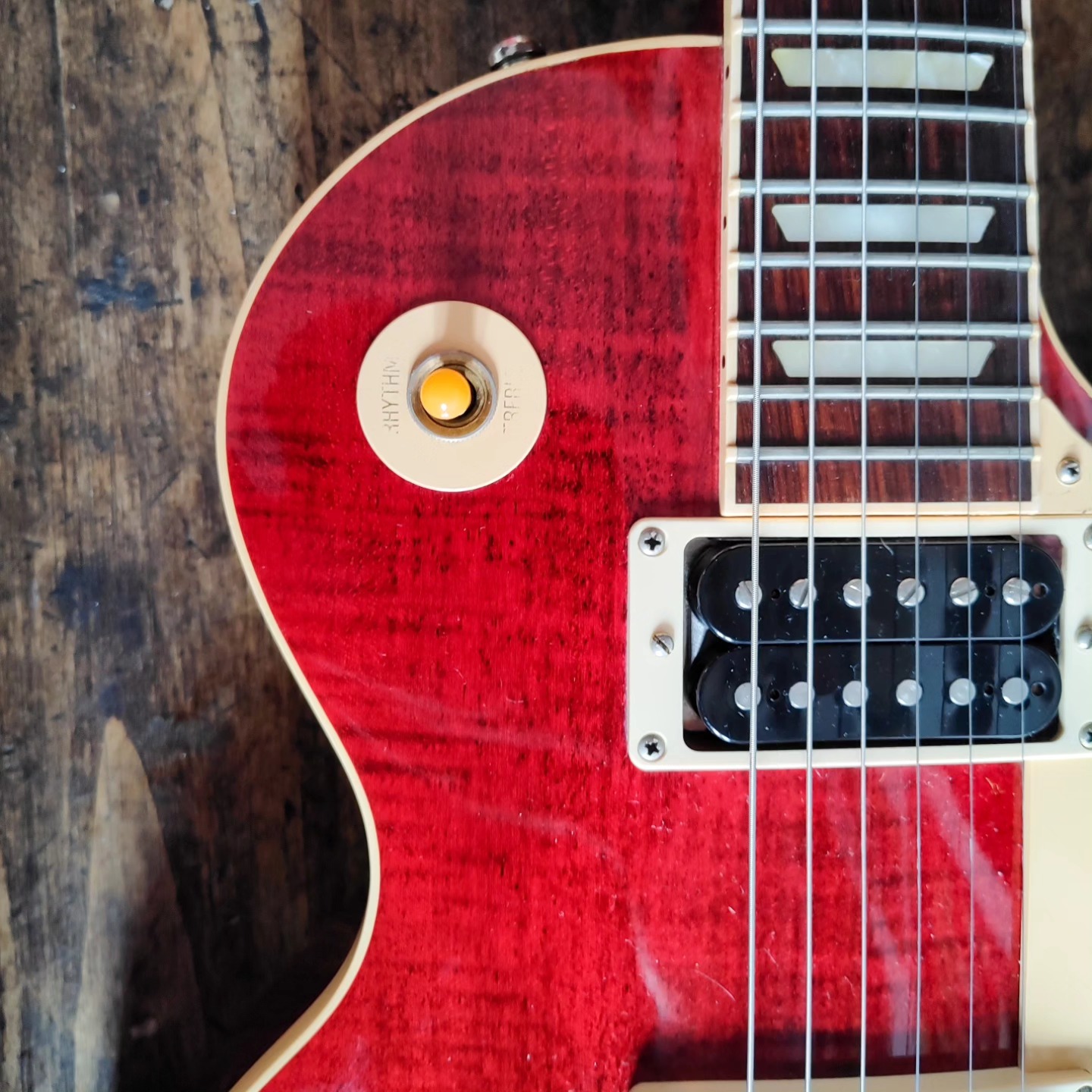 Gibson Les Paul Standard Premium Plus Gold Hardware '60