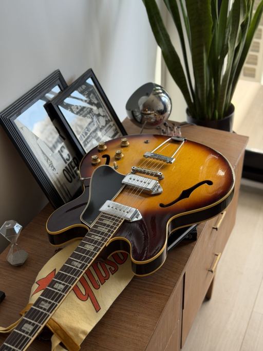 1966 Gibson ES-330