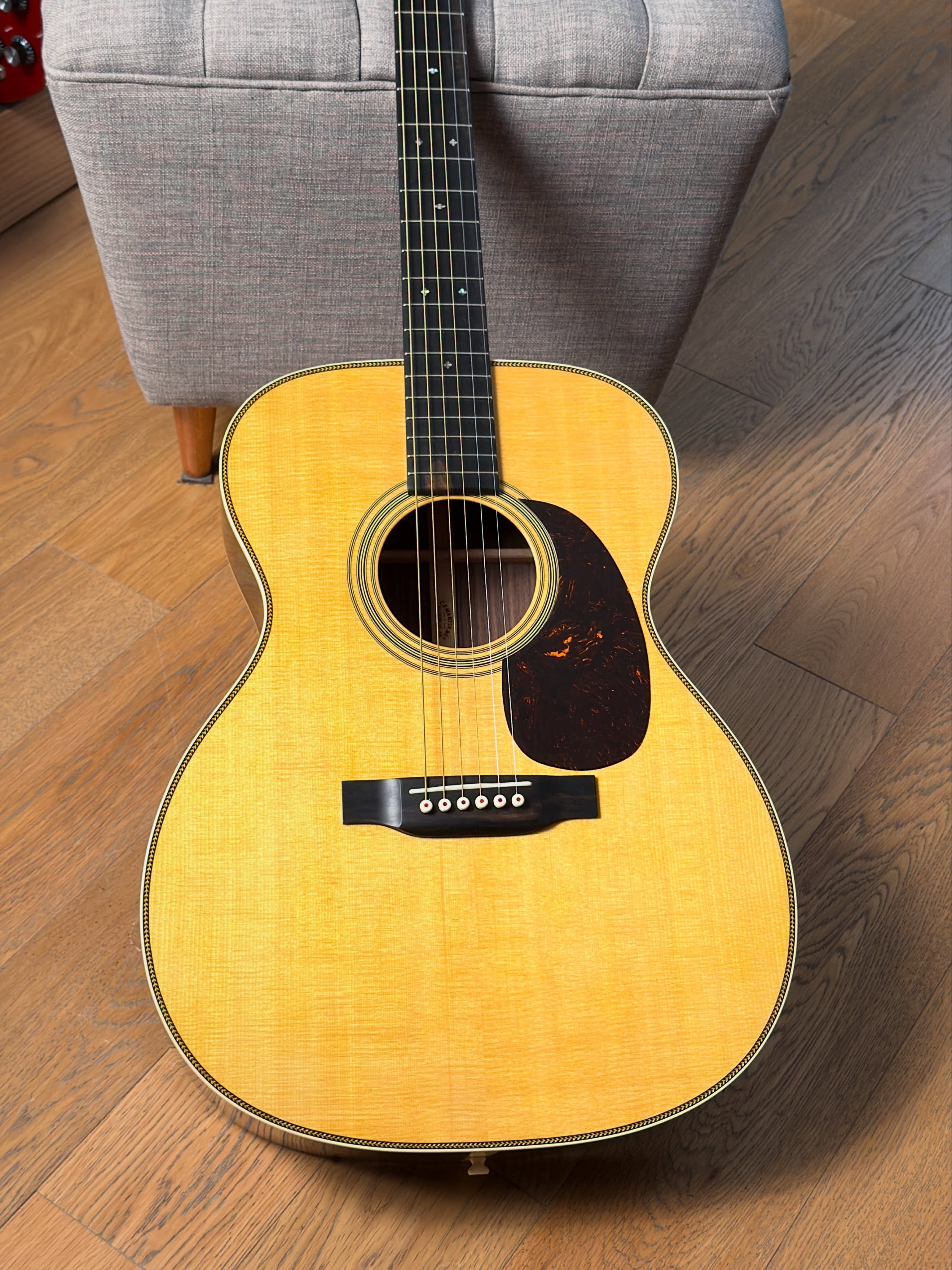 Martin 000-28