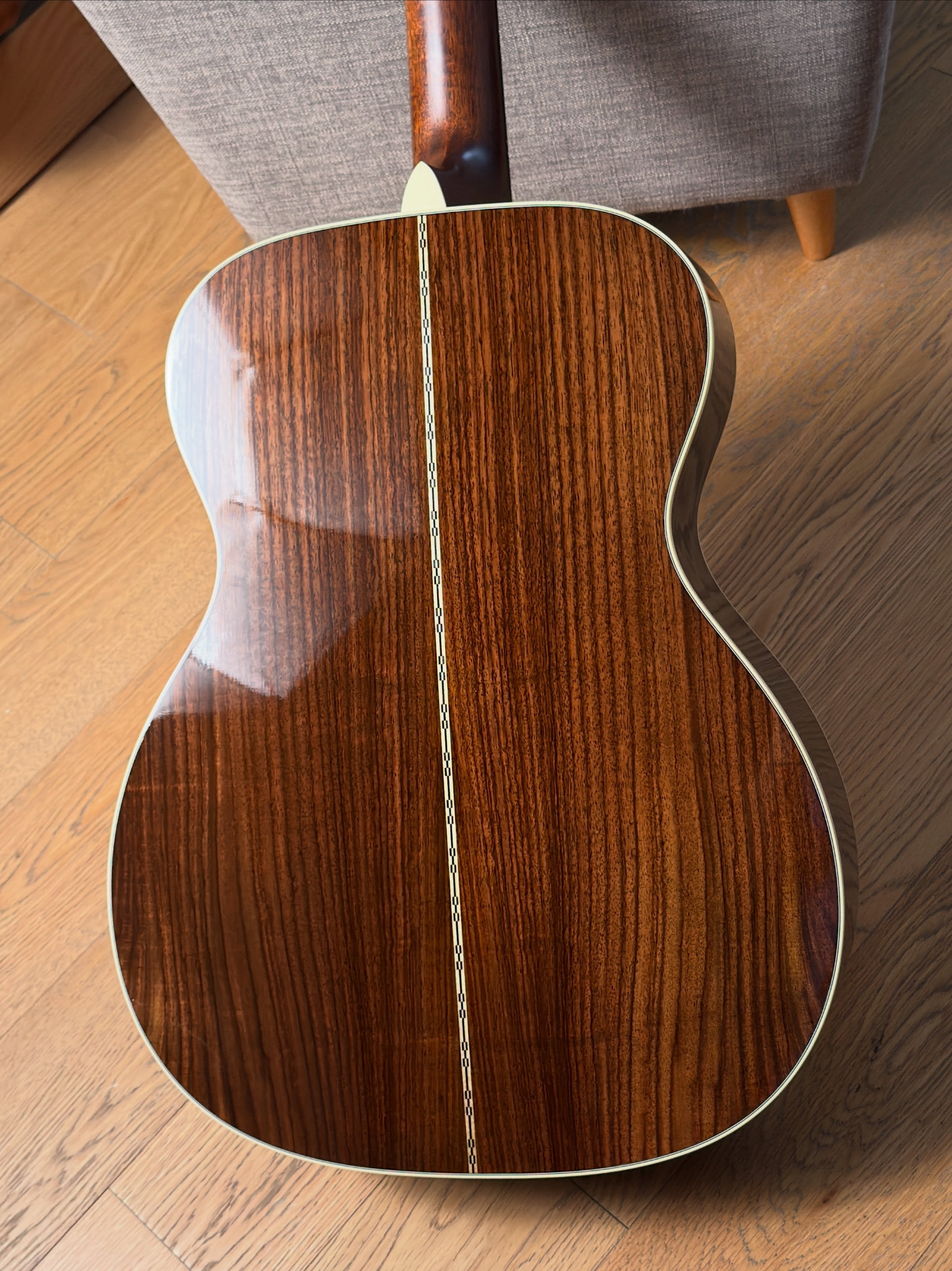 Martin 000-28