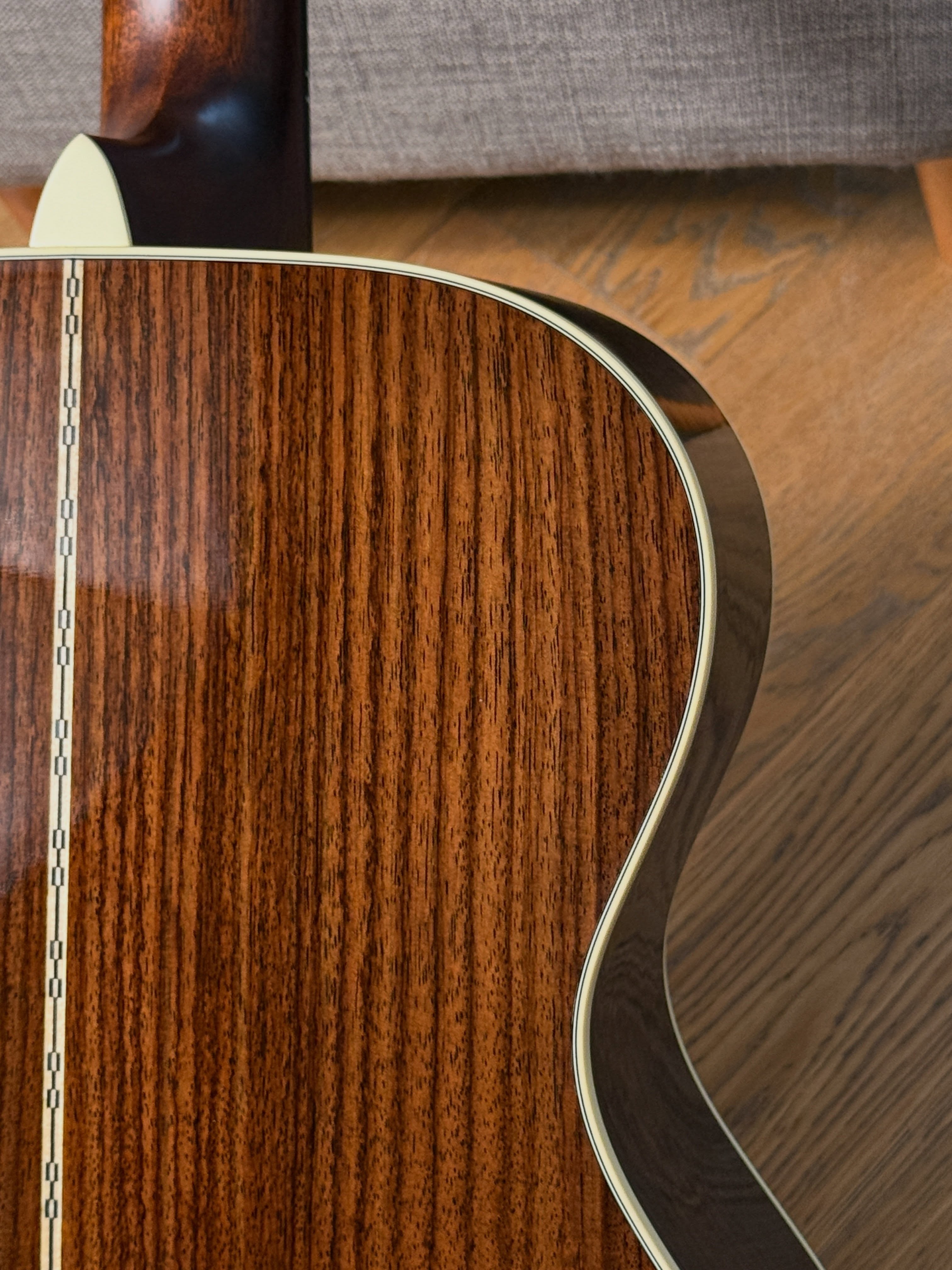 Martin 000-28