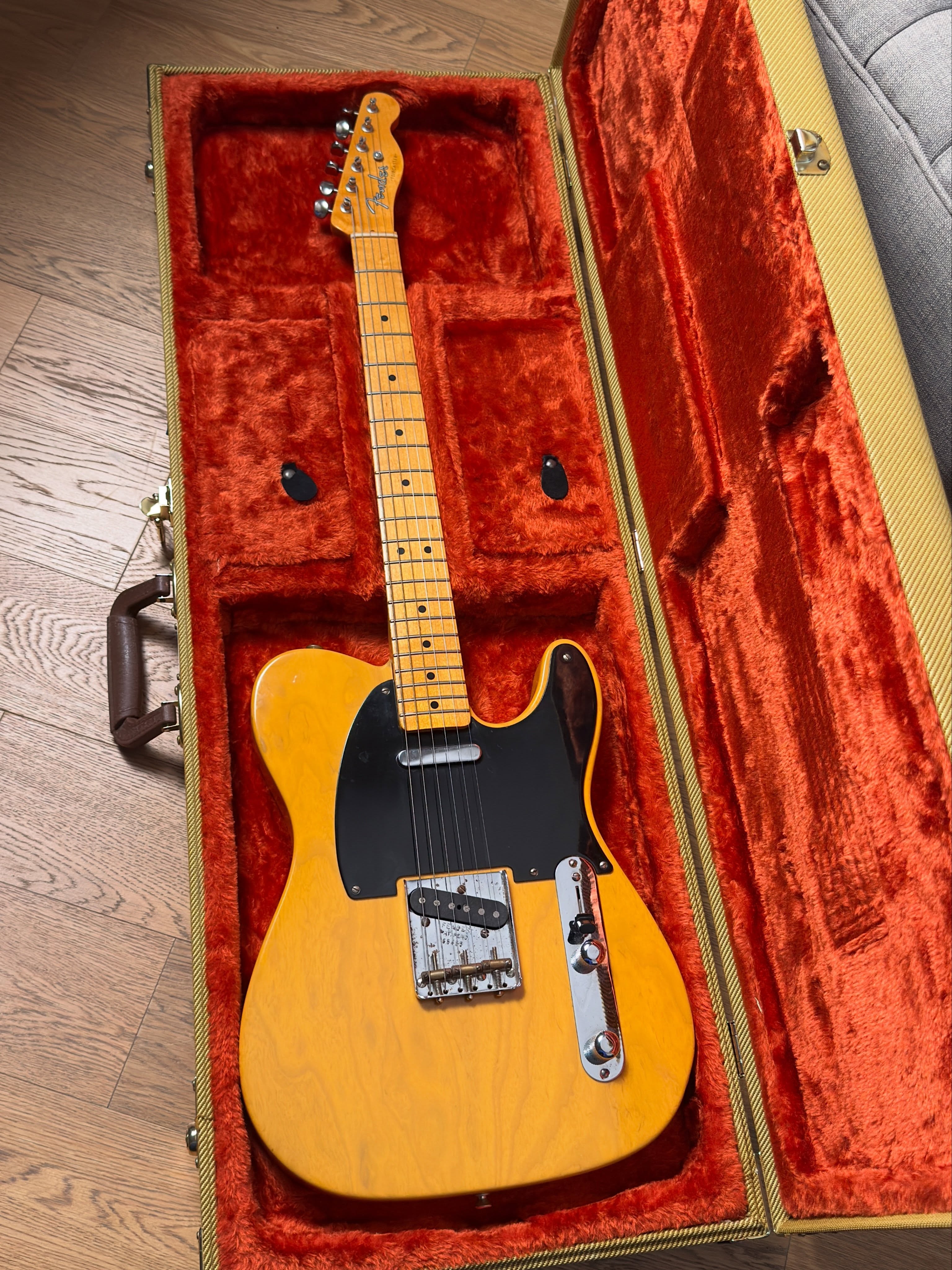 Fender AMERICAN VINTAGE ’52 TELECASTER