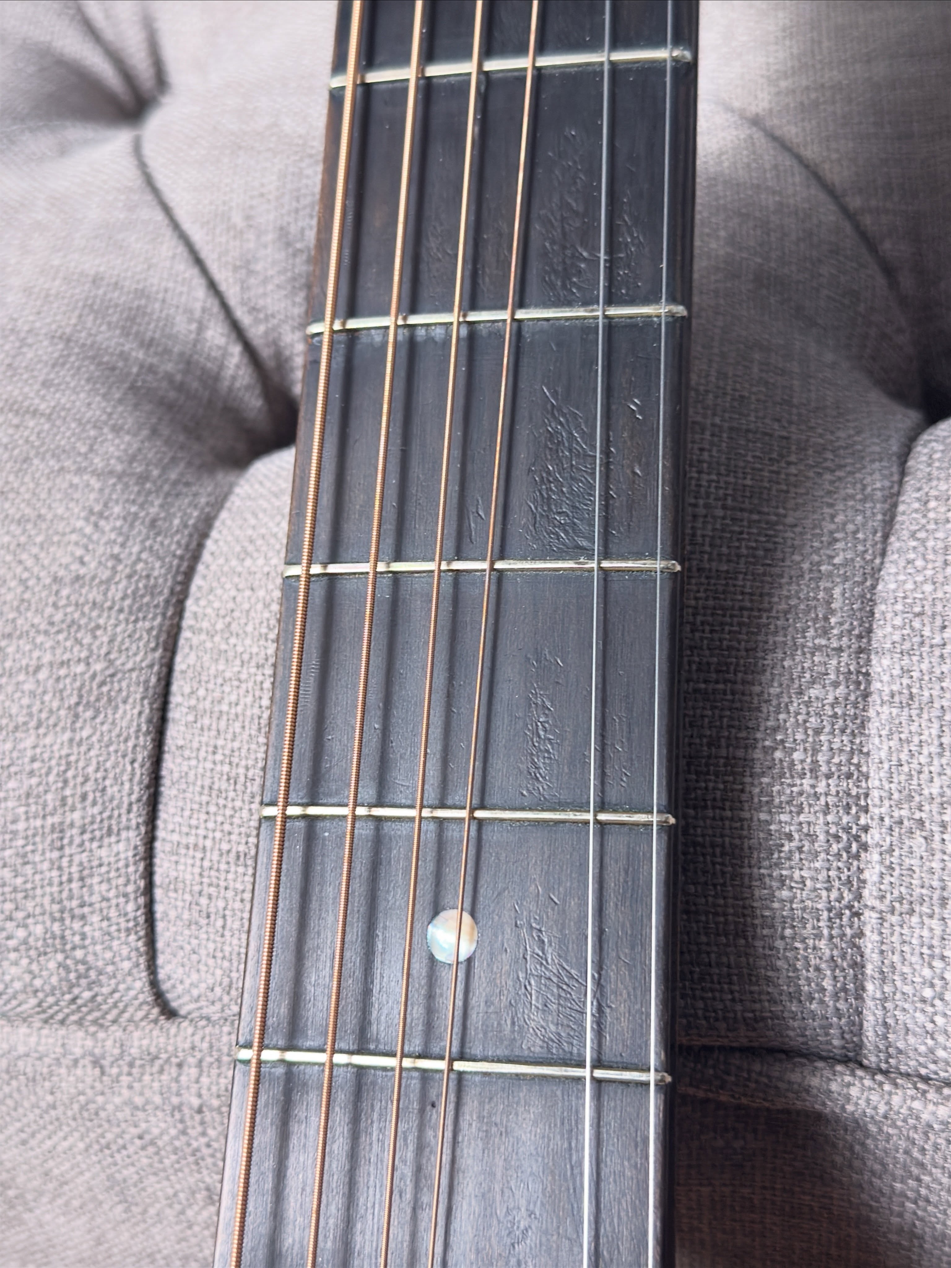 Dobro MODEL 27