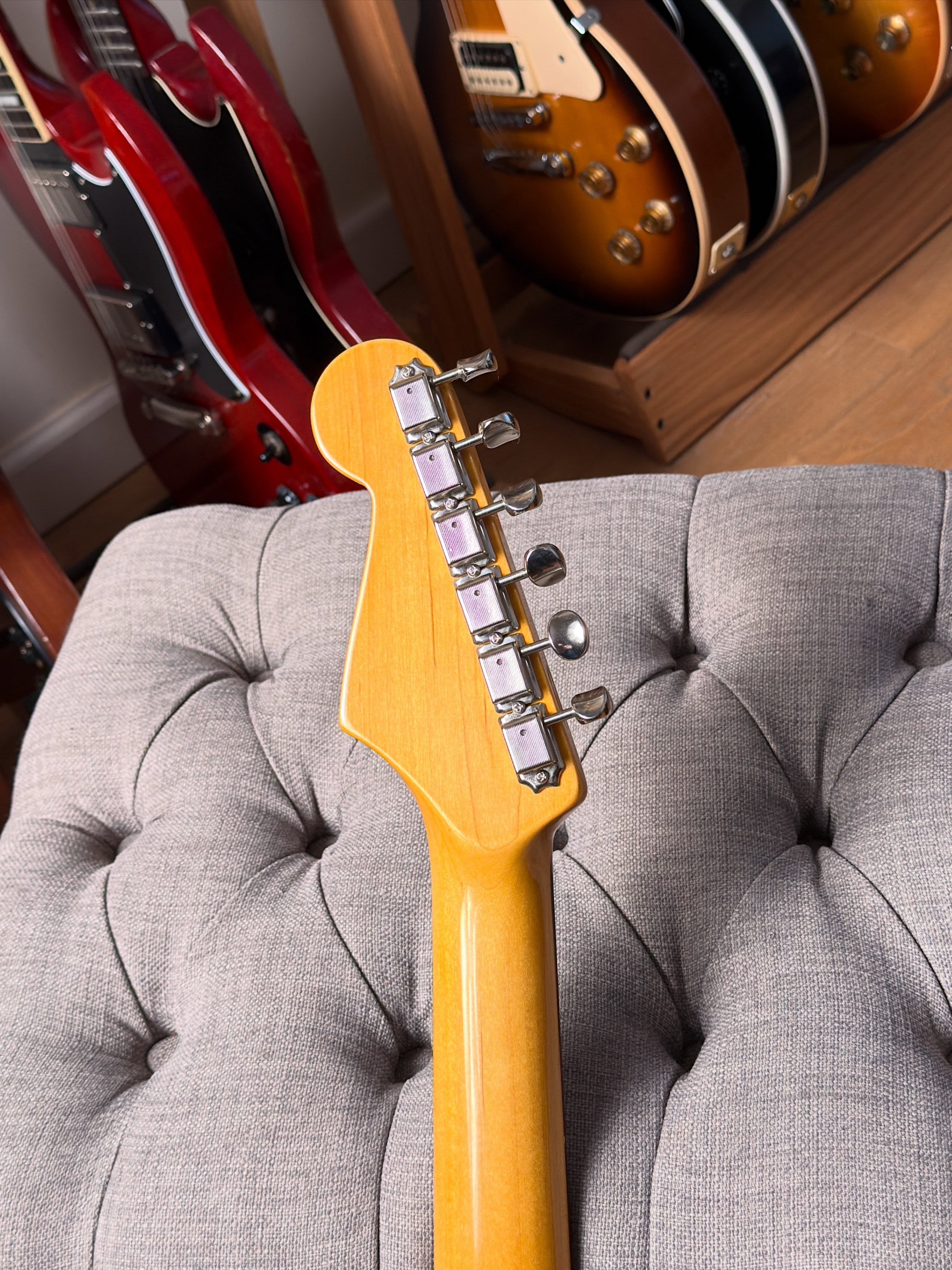 Fender AMERICAN VINTAGE ’61 STRATOCASTER FSR THIN SKIN