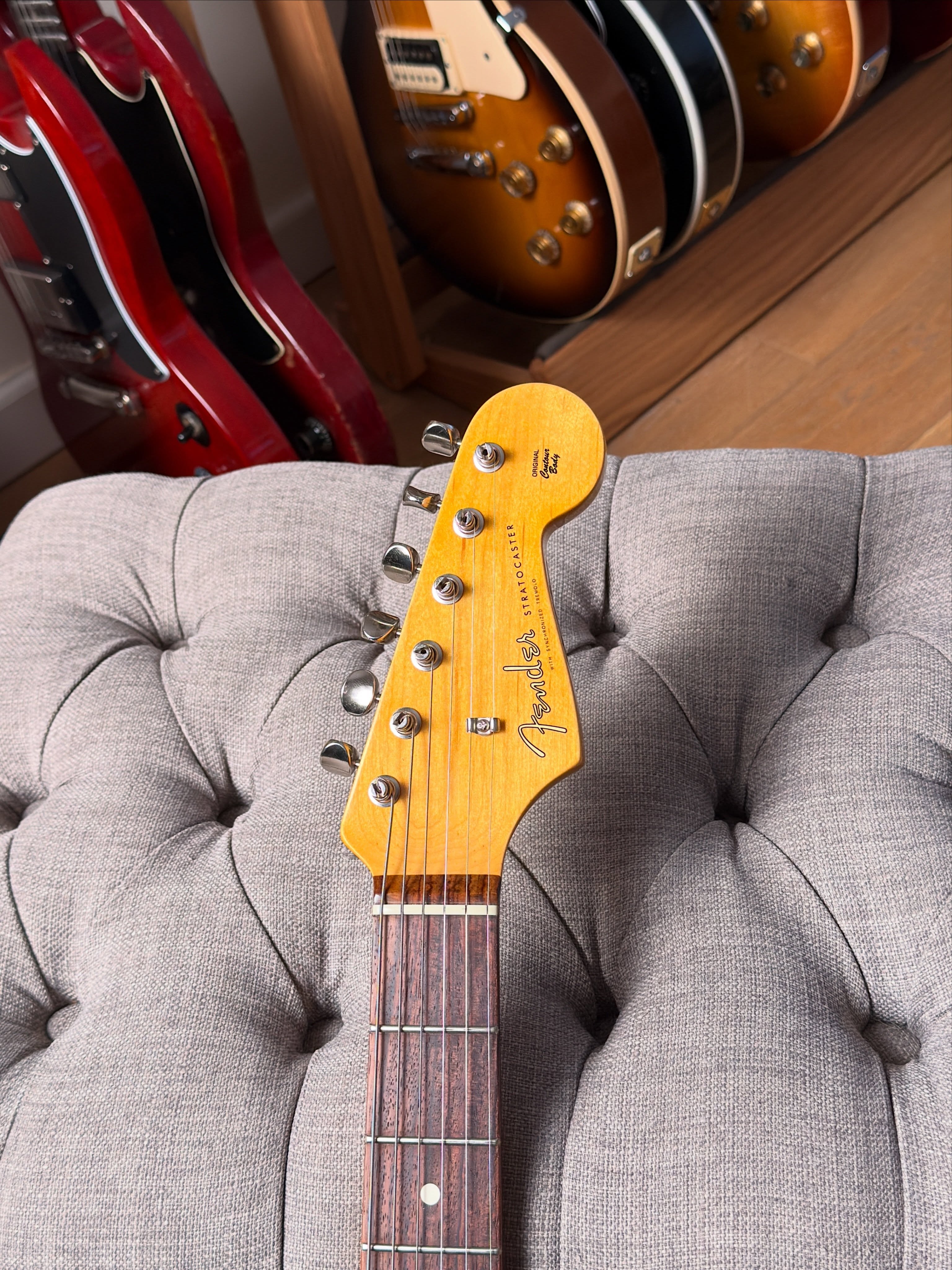 Fender AMERICAN VINTAGE ’61 STRATOCASTER FSR THIN SKIN