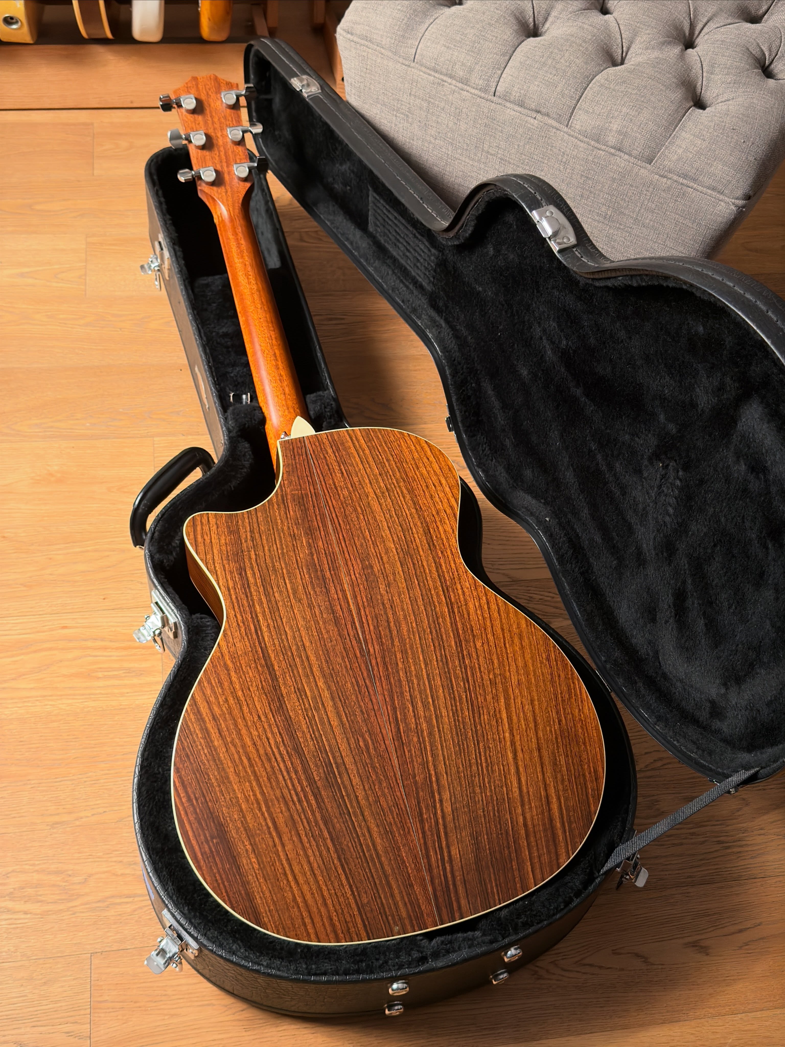 Taylor 414ce L10 Fall Limited Edition