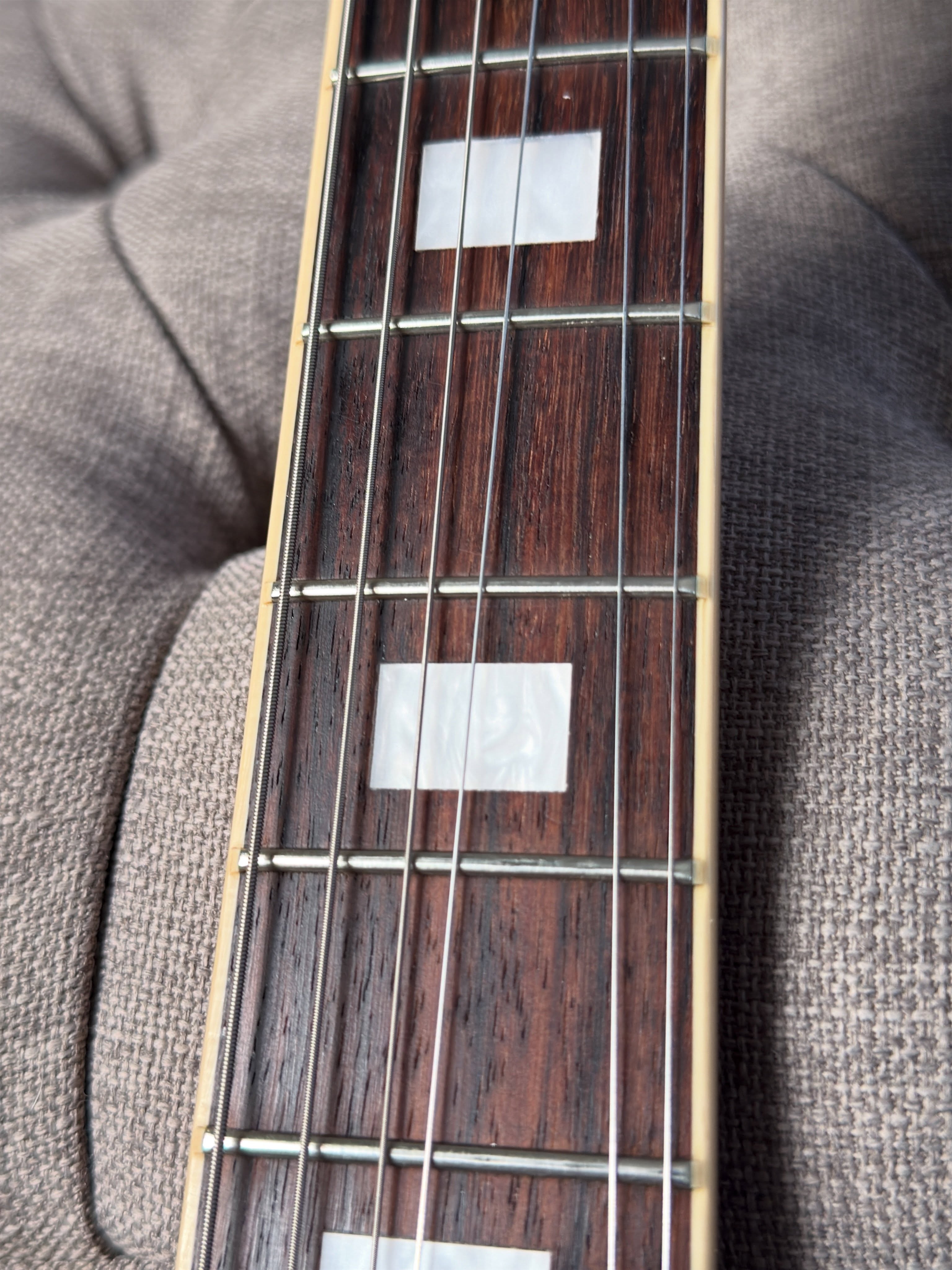Gibson ES-335 FIGURED