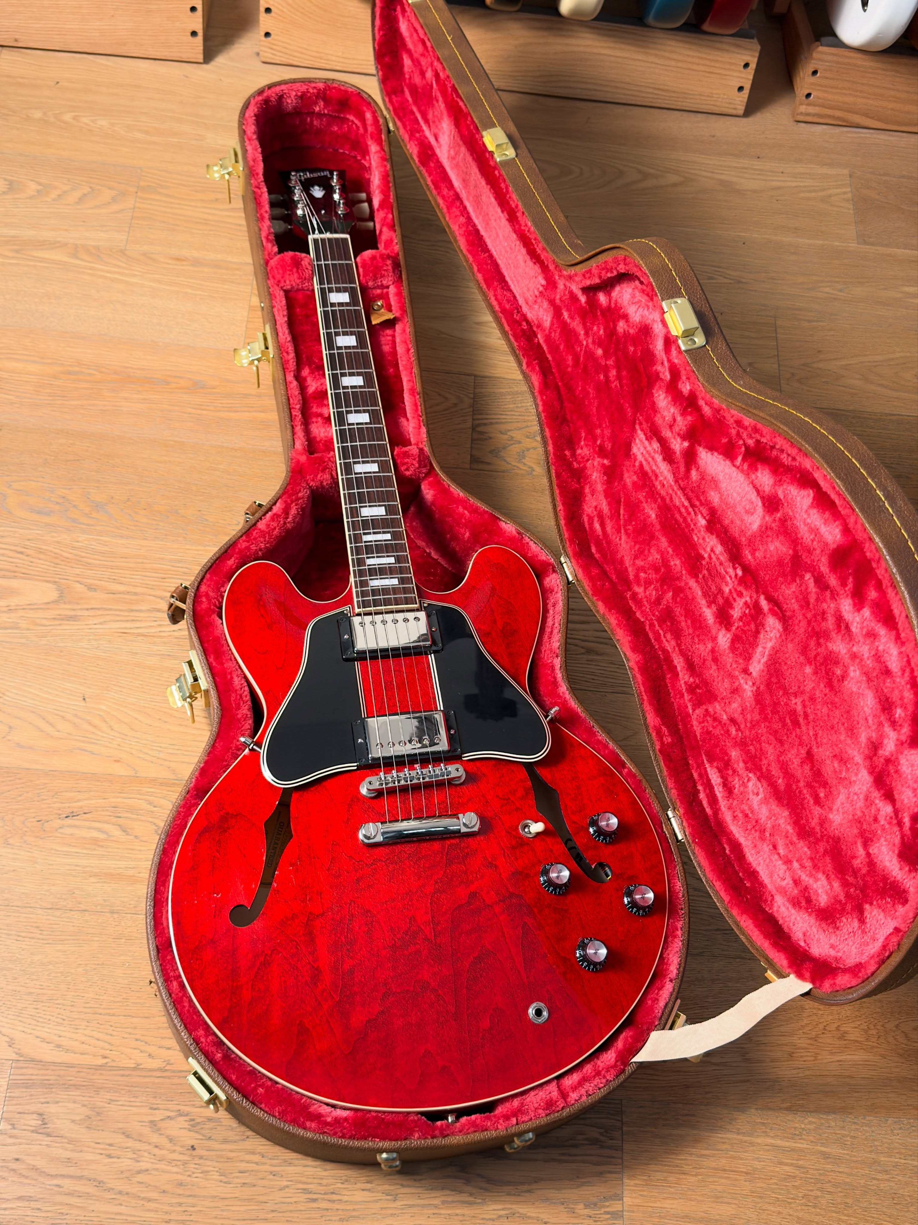 Gibson ES-335 FIGURED