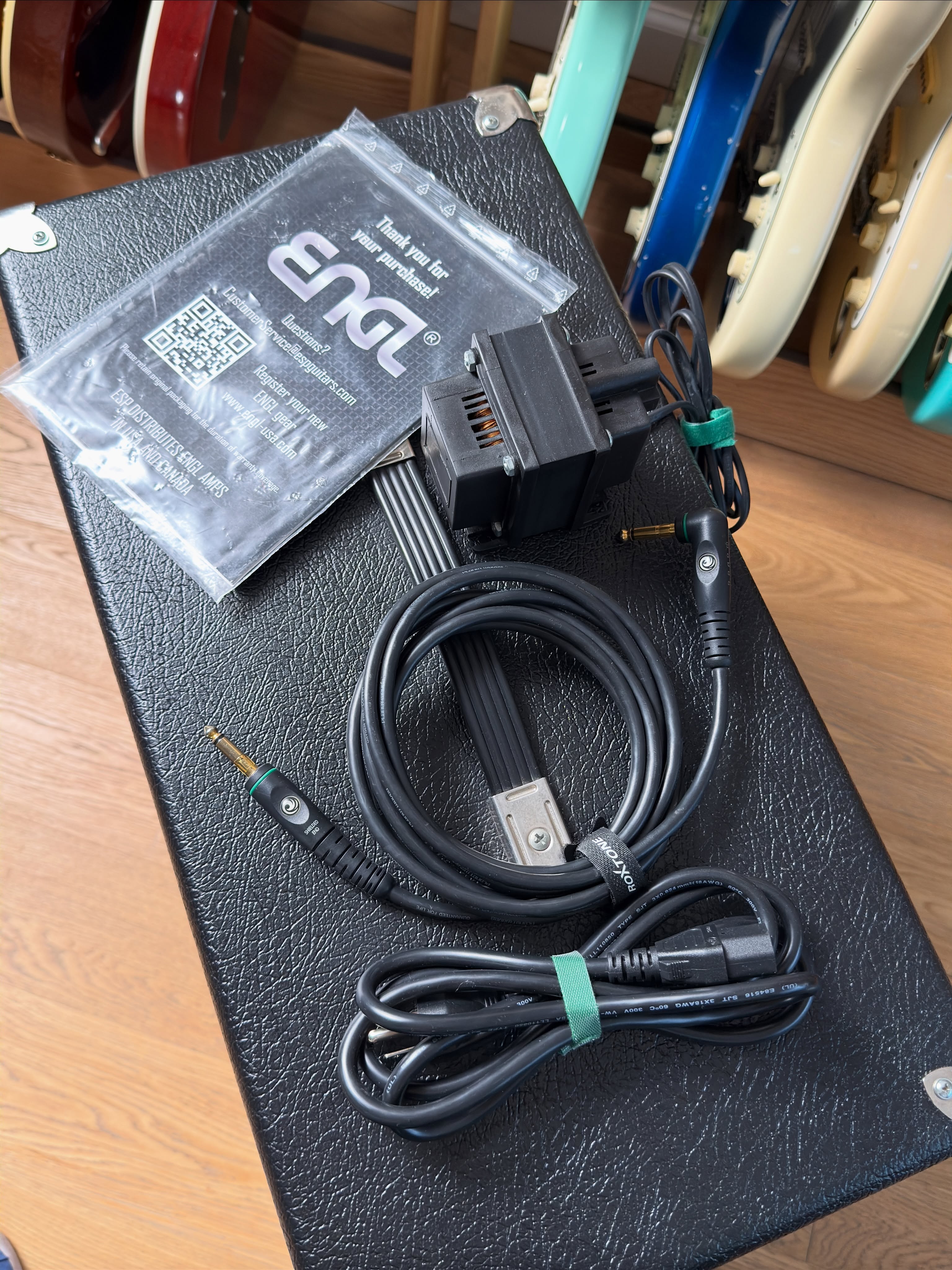 ENGL Ironball Special Edition E606SE + ENGL E112 Pro Made in Germany Specs: Cabe