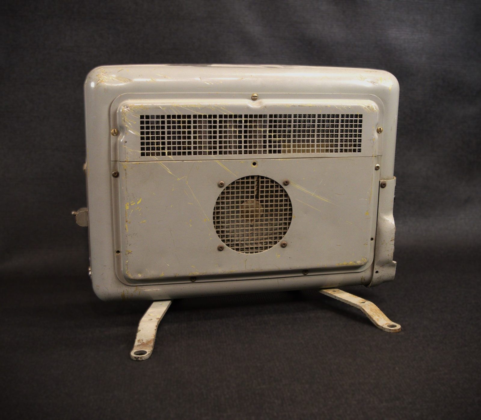 BELL & HOWELL AQ2 `Space Heater`