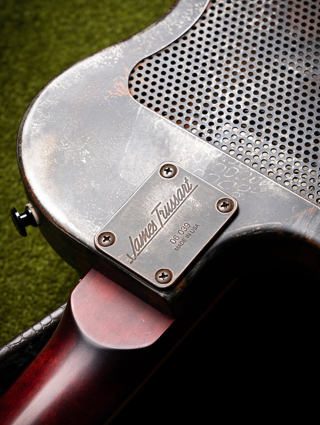 James Trussart Steel Deville